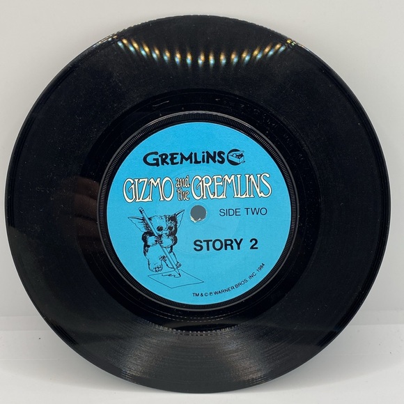 Gizmo and the Gremlins Story 2 Vinyl Record and Book Vintage - Picture 4 of 10